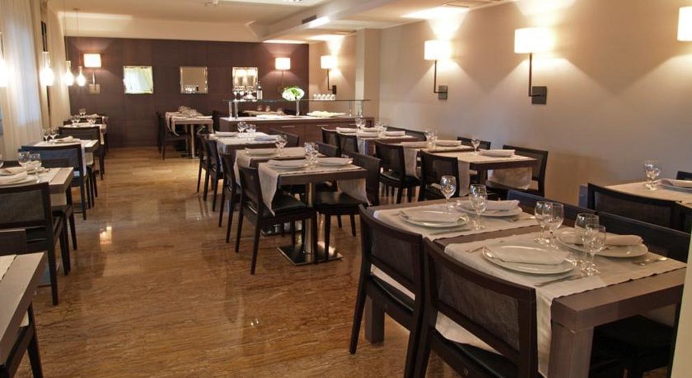 Hotel Peralba Autohotel 4*